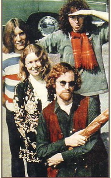 fairport convention met simon nicol, sandy denny, ashley hutchings en richard thompson fairport convention met simon nicol, sandy denny, ashley hutchings en richard thompson