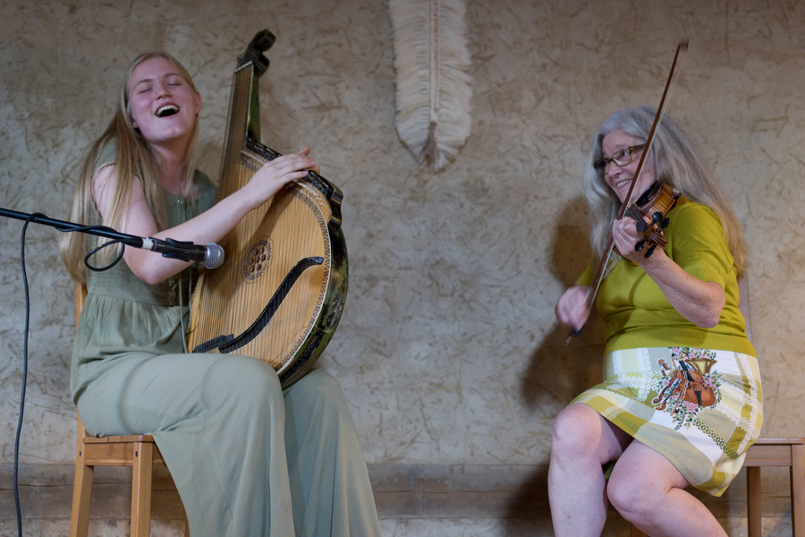 Anna Janssen en Yeseniia Bosonova